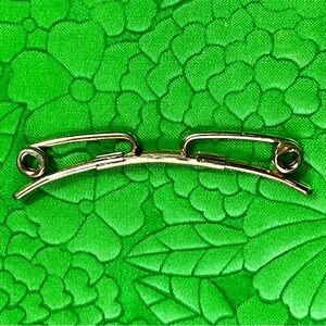 Vintage Swank Gold Tone Collar Clip Stay Scarf Clip Formal Dress Bar Accessory